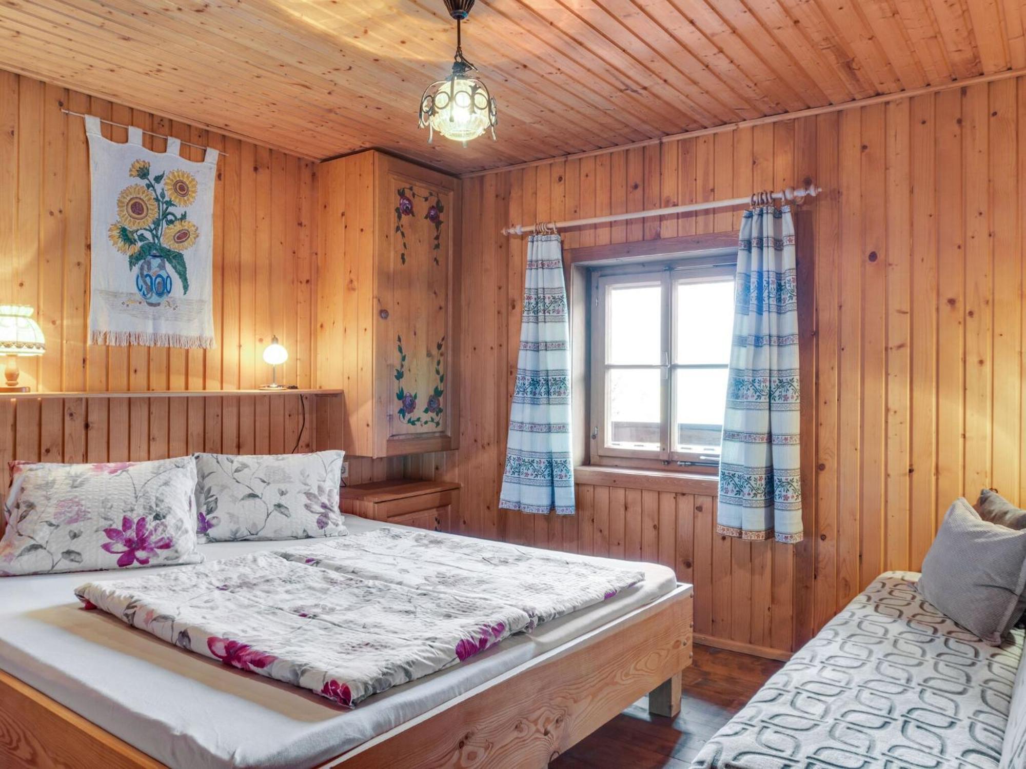 Chalet In Moertschach In Carinthia With Garden エクステリア 写真